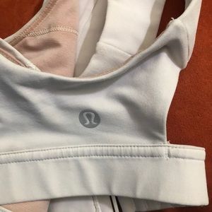 Lululemon sport bra